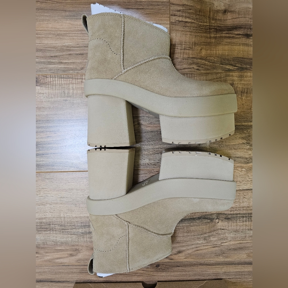 UGG New Heights Platform Mini - Picture 7 of 15